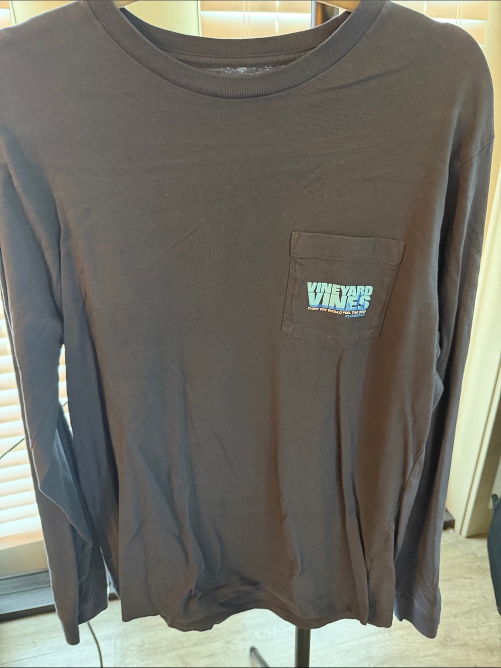 Vineyard Vines Long-Sleeve Pocket Tee in Navy with Aqua Logo